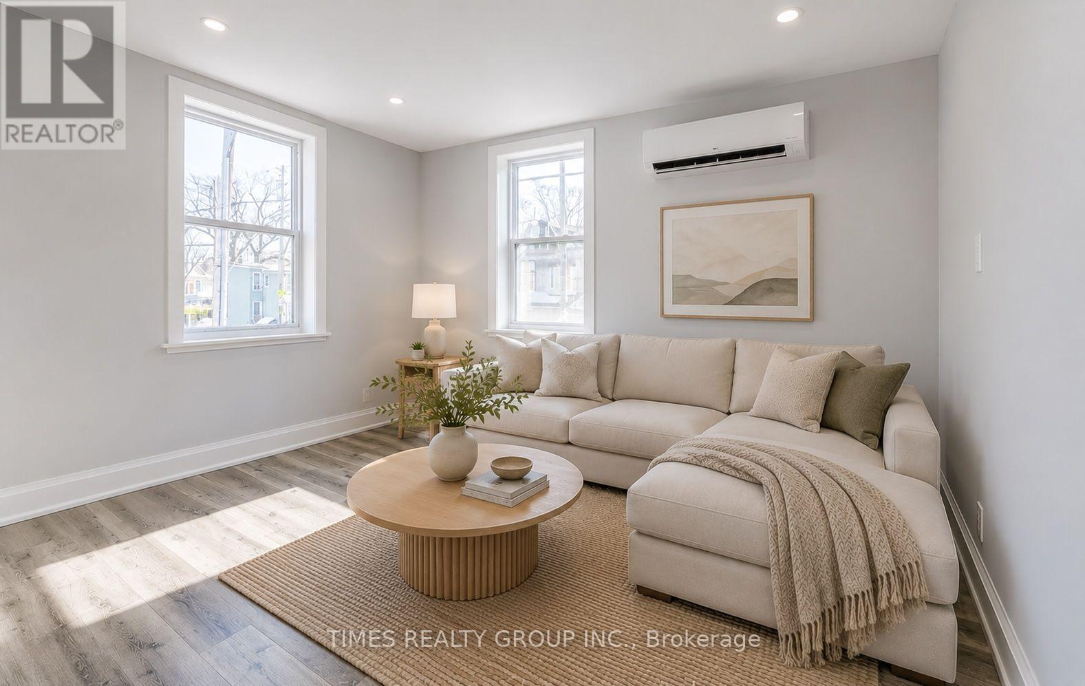 5 - 1480 DUNDAS STREET E