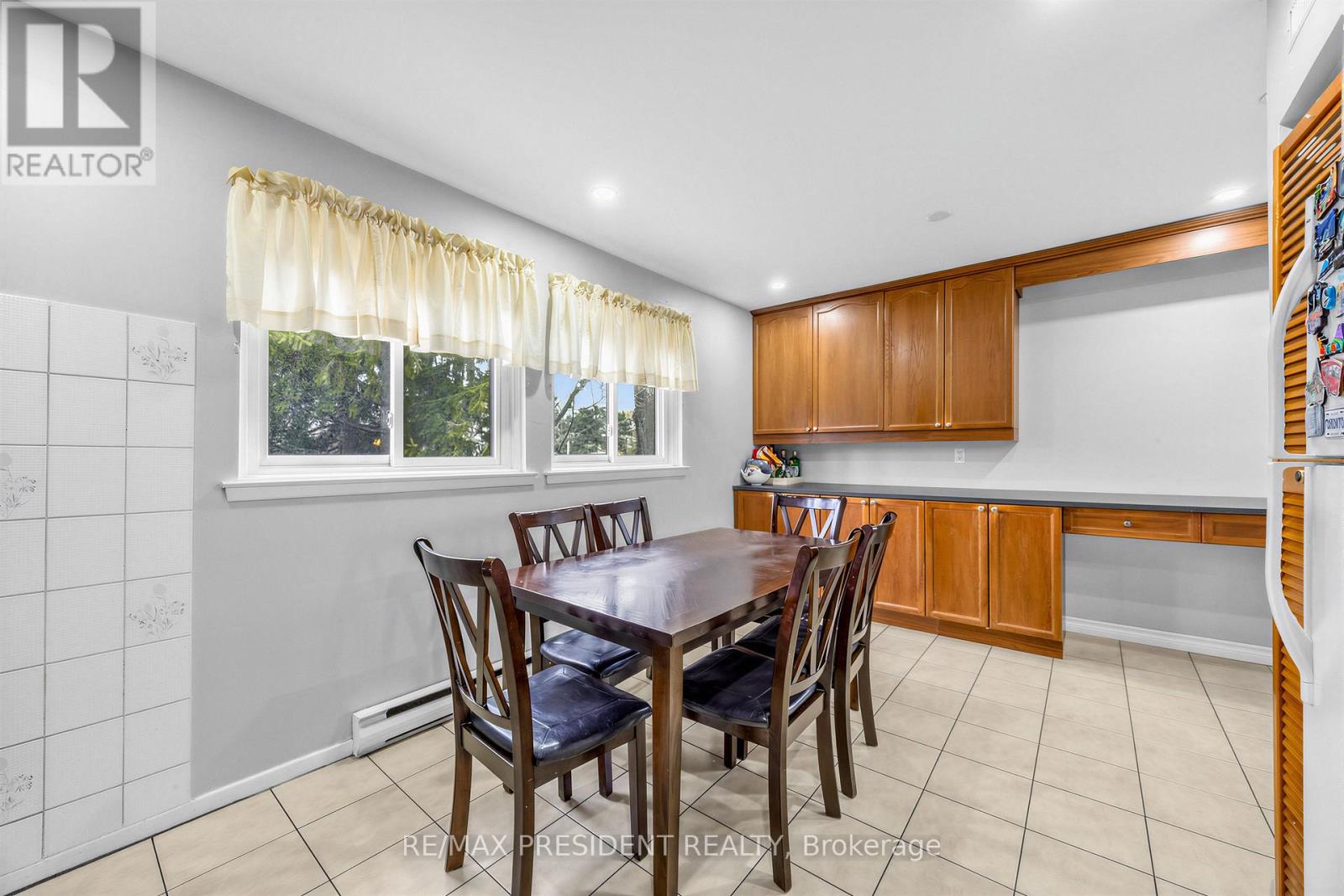 20 - 120 Murison Boulevard Property Photo 9