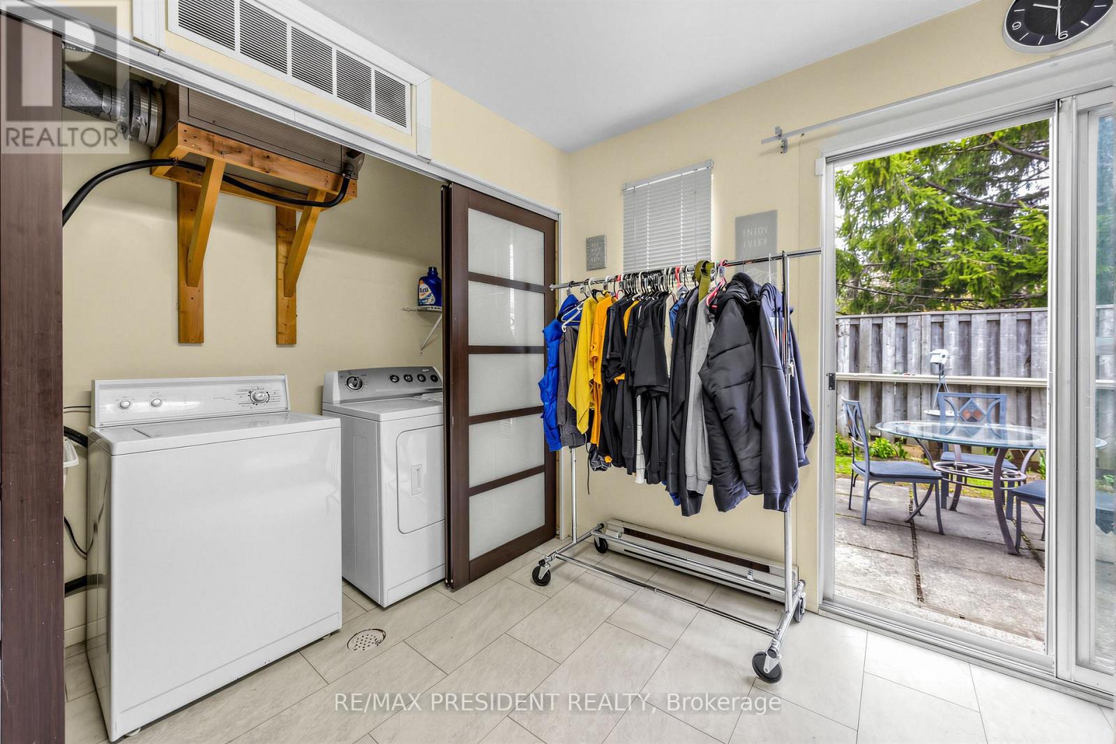 20 - 120 Murison Boulevard Property Photo 13