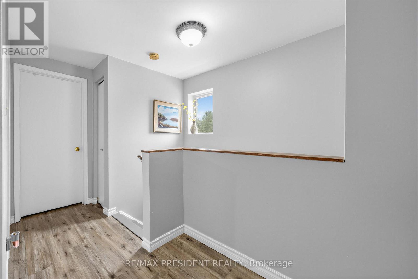 20 - 120 Murison Boulevard Property Photo 28