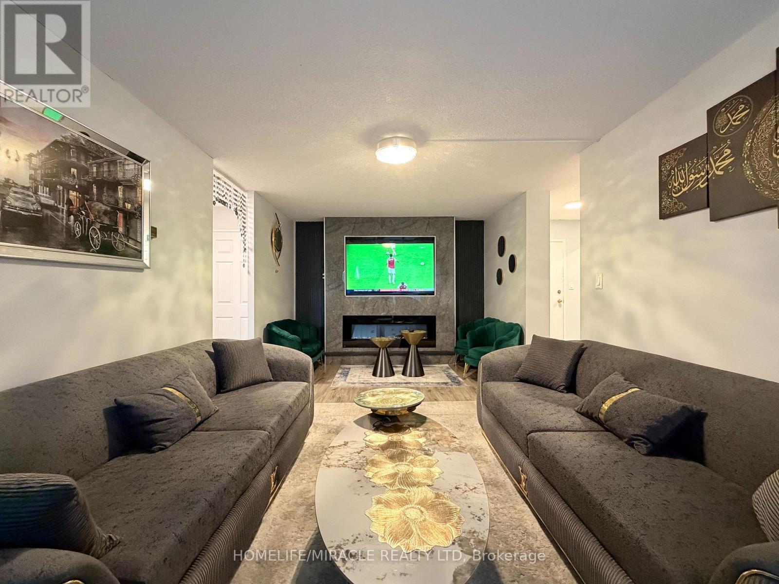 714 - 100 Wingarden Court Property Photo 16