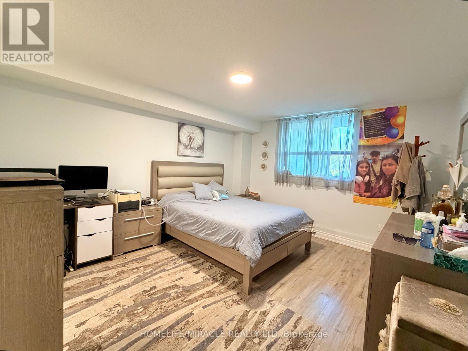 714 - 100 Wingarden Court Property Photo 18