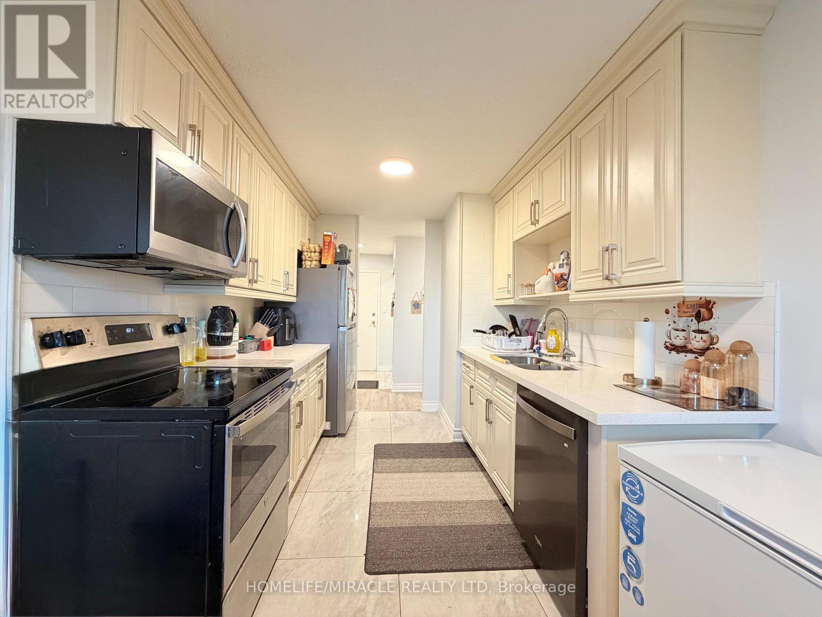 714 - 100 Wingarden Court Property Photo 24