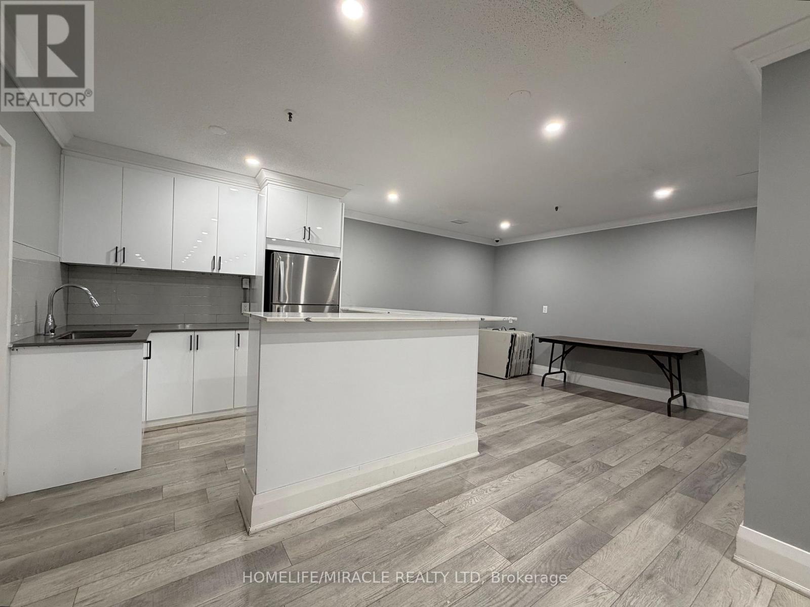 714 - 100 Wingarden Court Property Photo 35