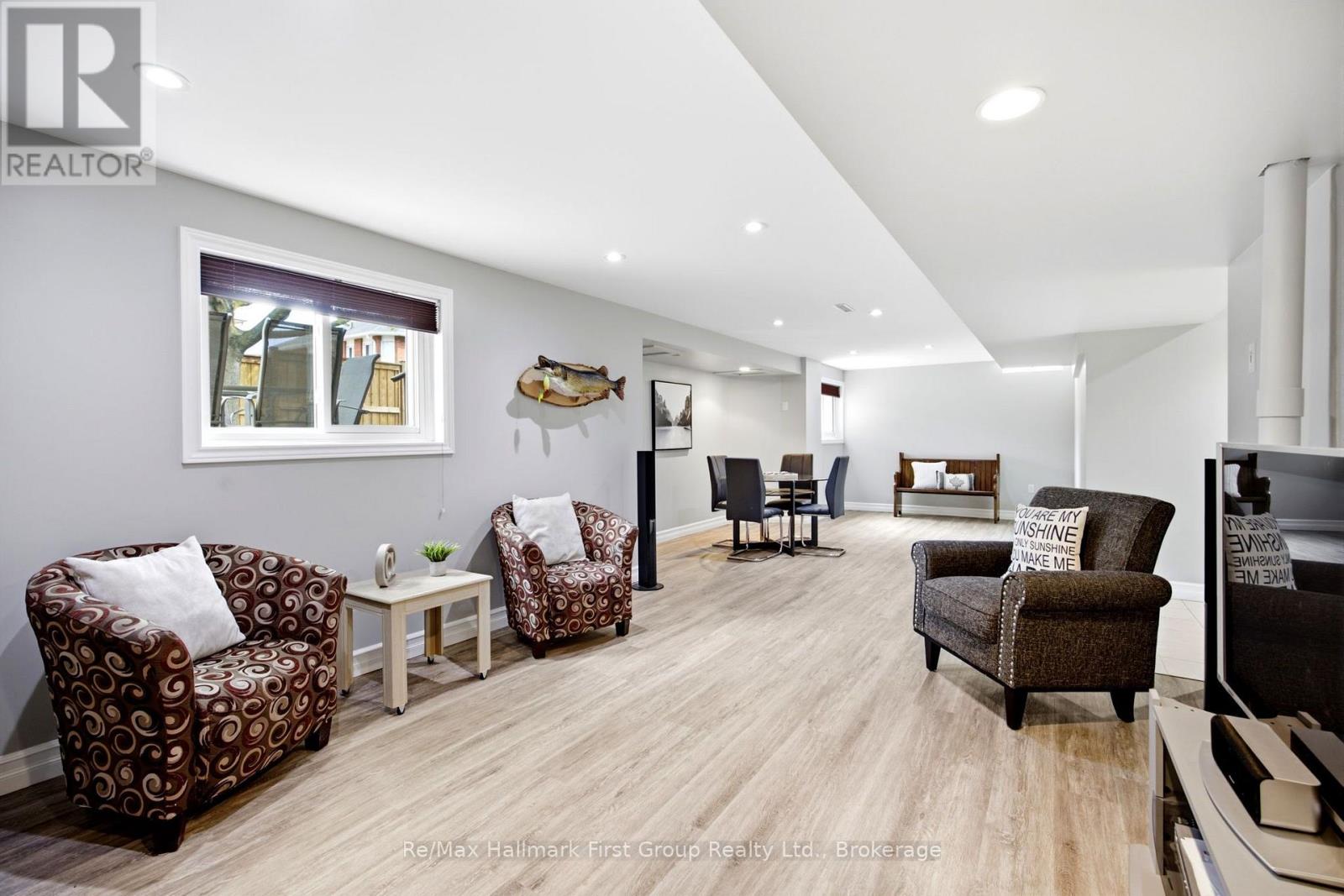 1 Glencedar Crescent Property Photo 38
