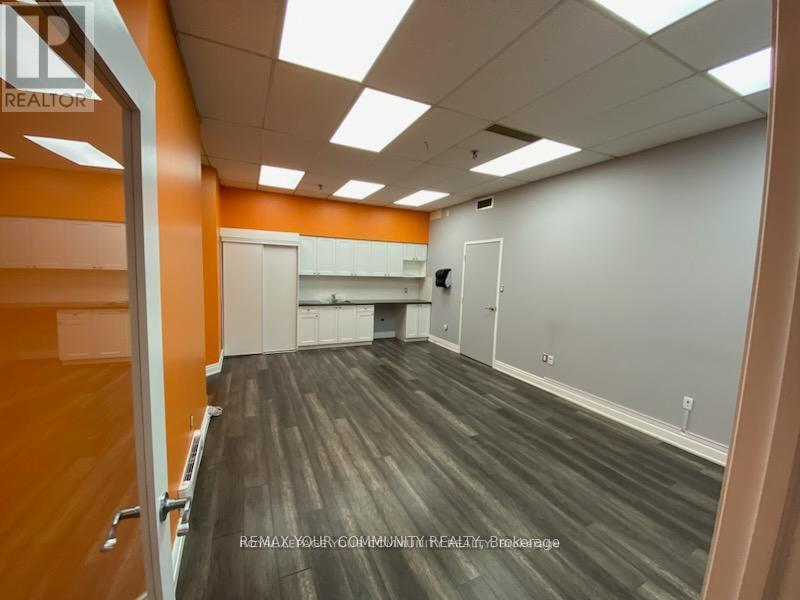 B101 - 1501 Ellesmere Road Property Photo 3