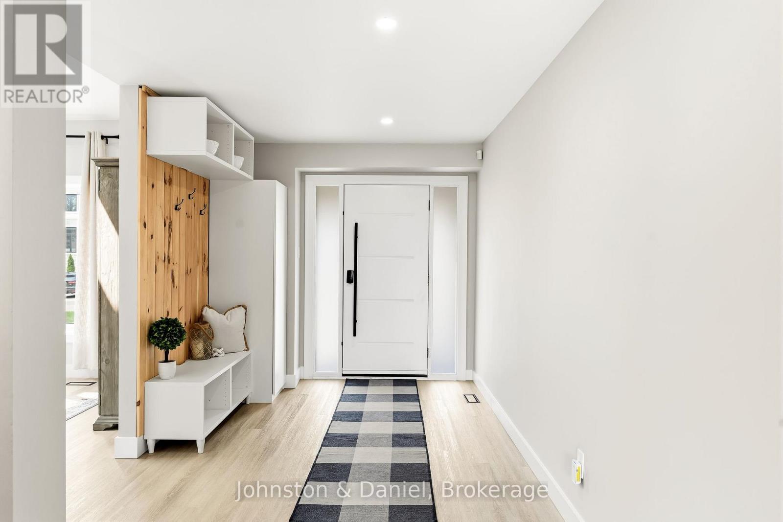 1893 Spruce Hill Road Property Photo 5