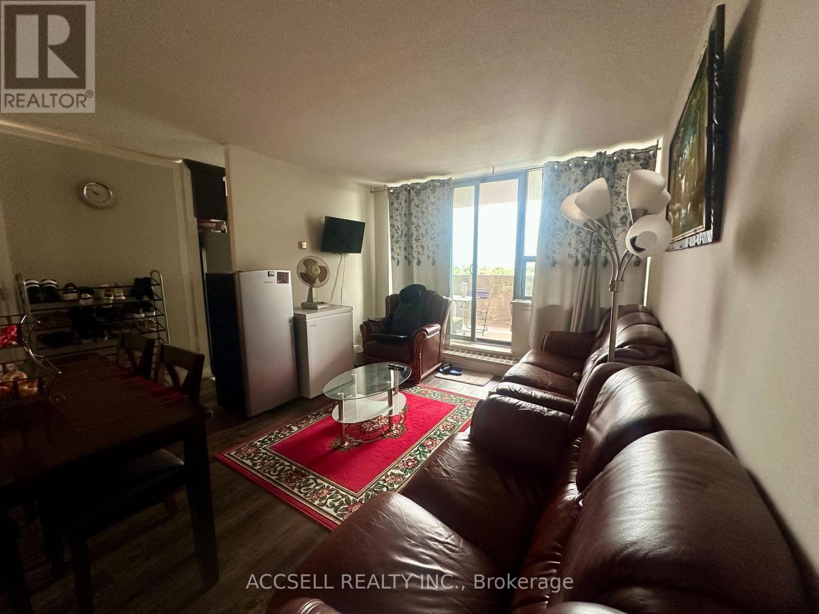 1109 - 100 Wingarden Court Property Photo 5