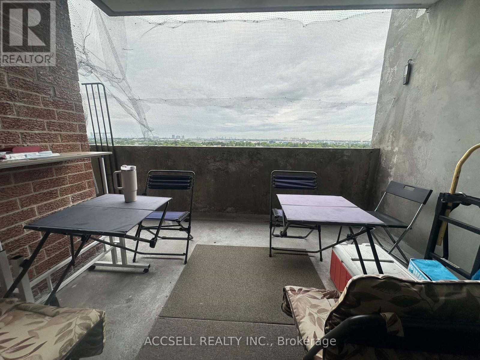 1109 - 100 Wingarden Court Property Photo 10