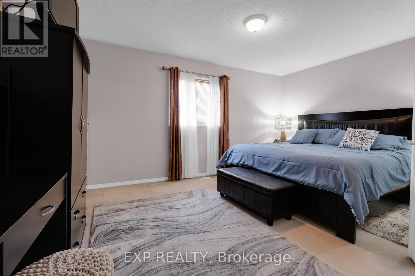 548 Ormond Drive Property Photo 12