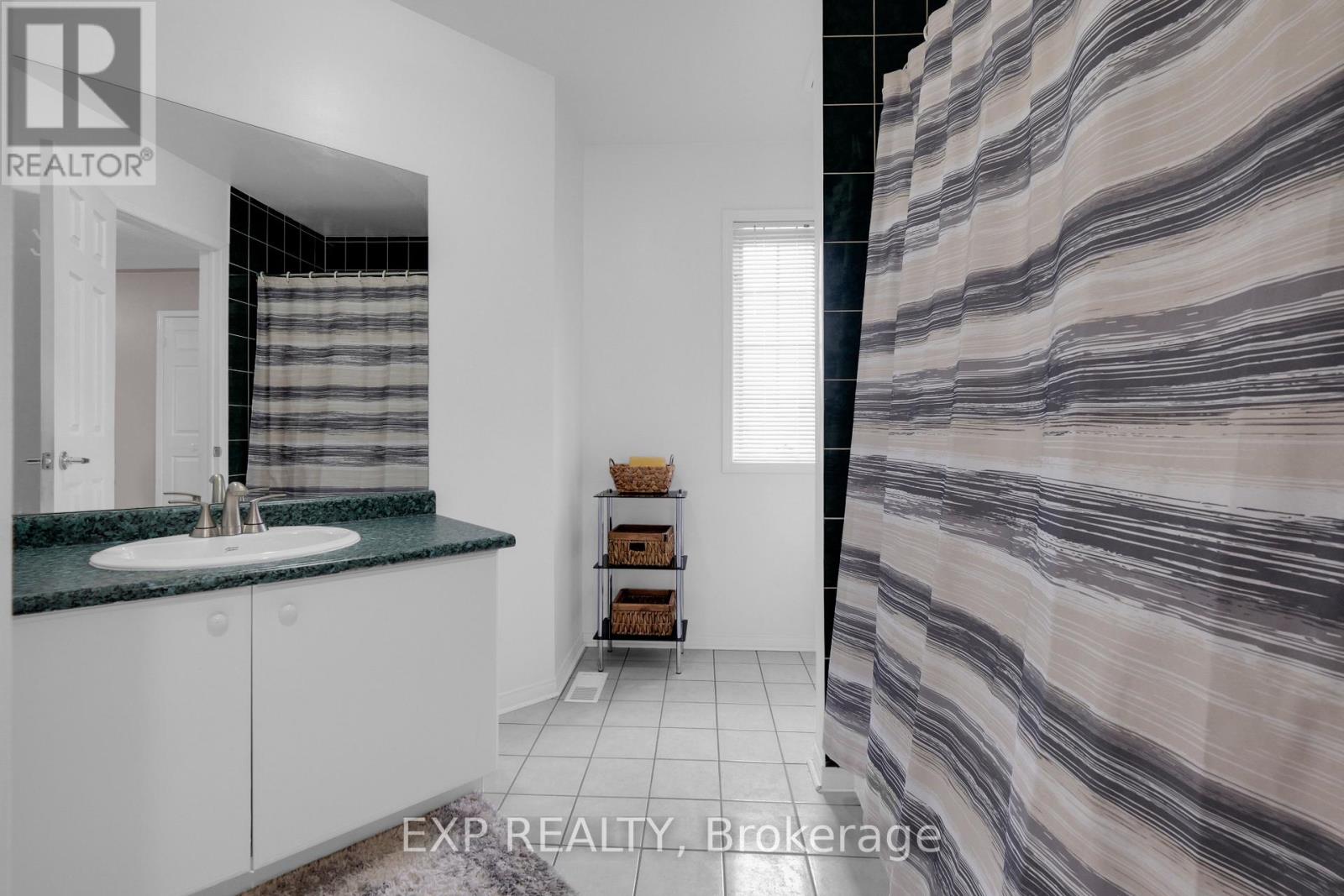 548 Ormond Drive Property Photo 17