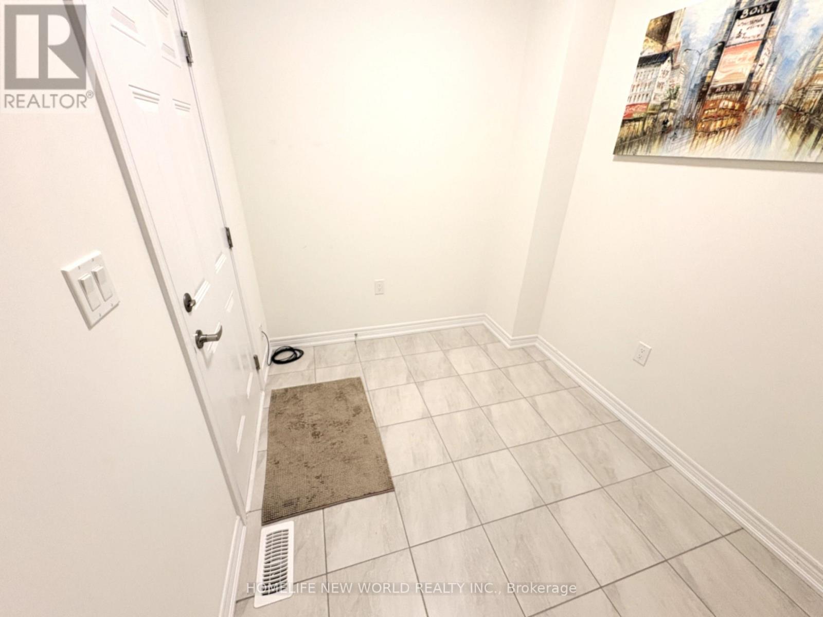 966 Cormorant Path Property Photo 11