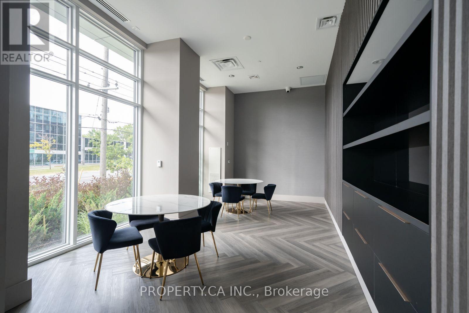 308 - 3220 Sheppard Avenue E Property Photo 5