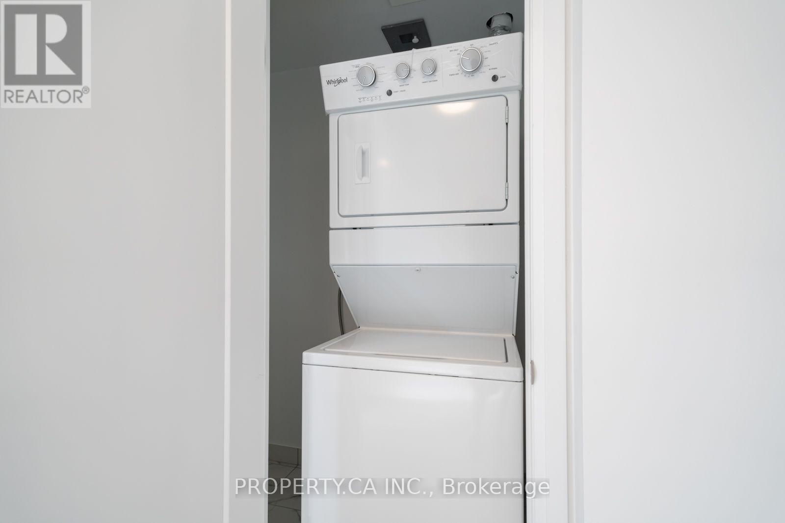 308 - 3220 Sheppard Avenue E Property Photo 8