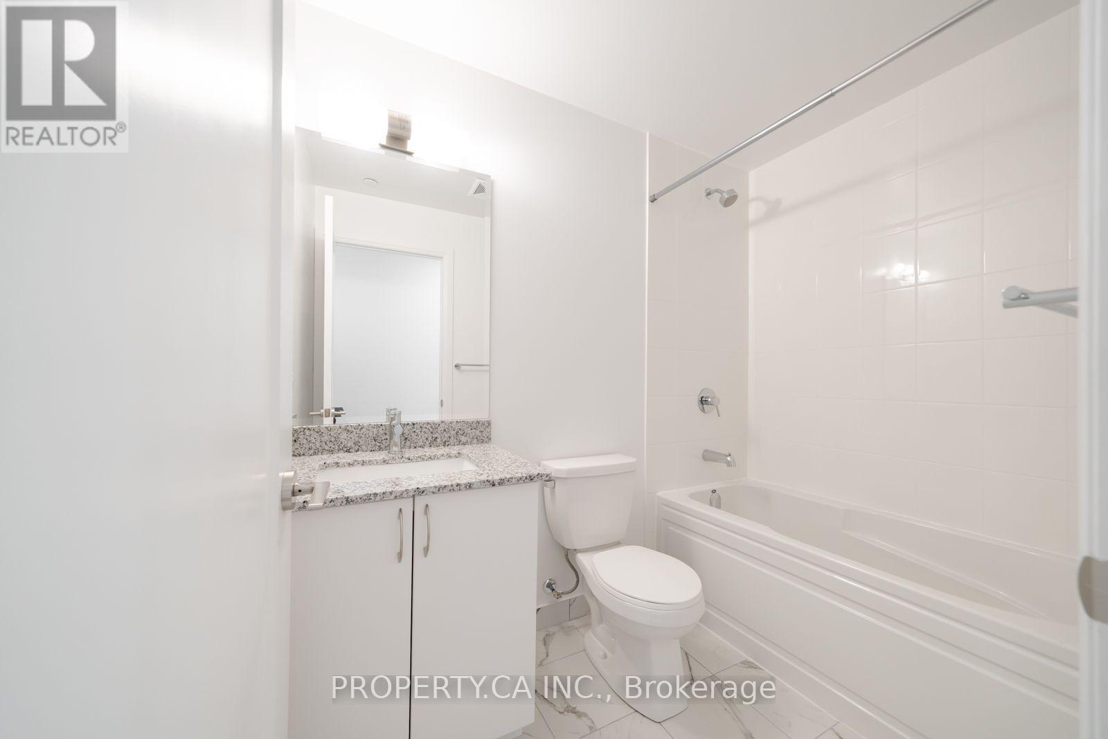 308 - 3220 Sheppard Avenue E Property Photo 11