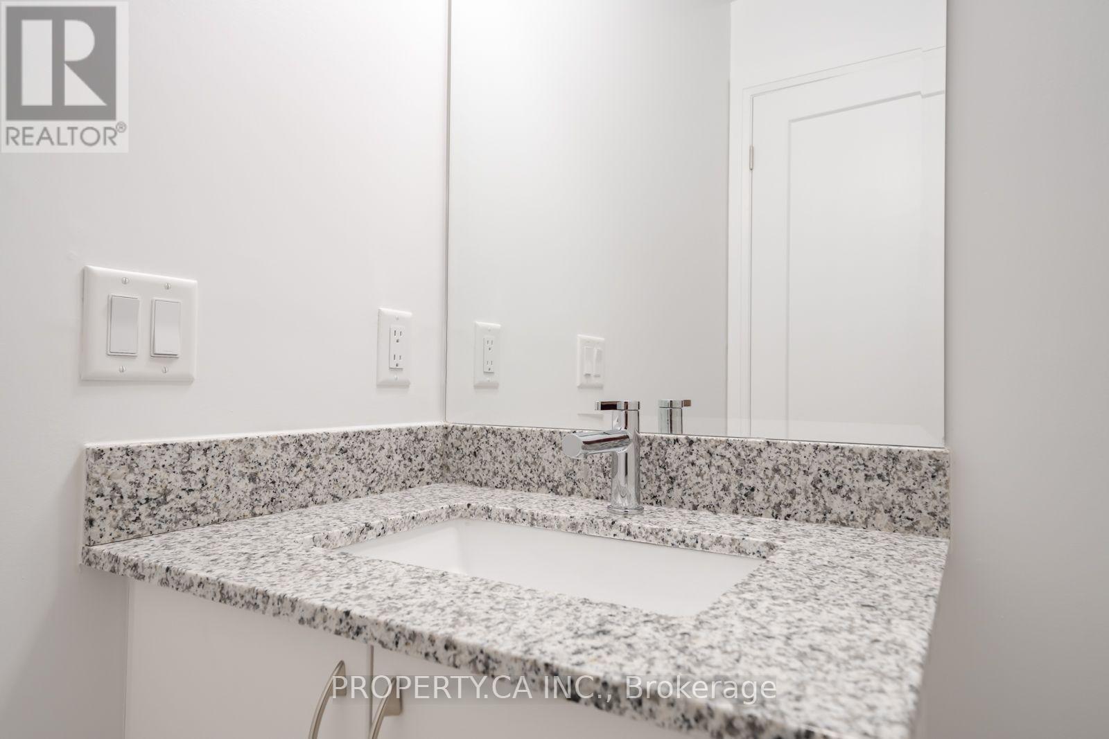 308 - 3220 Sheppard Avenue E Property Photo 13