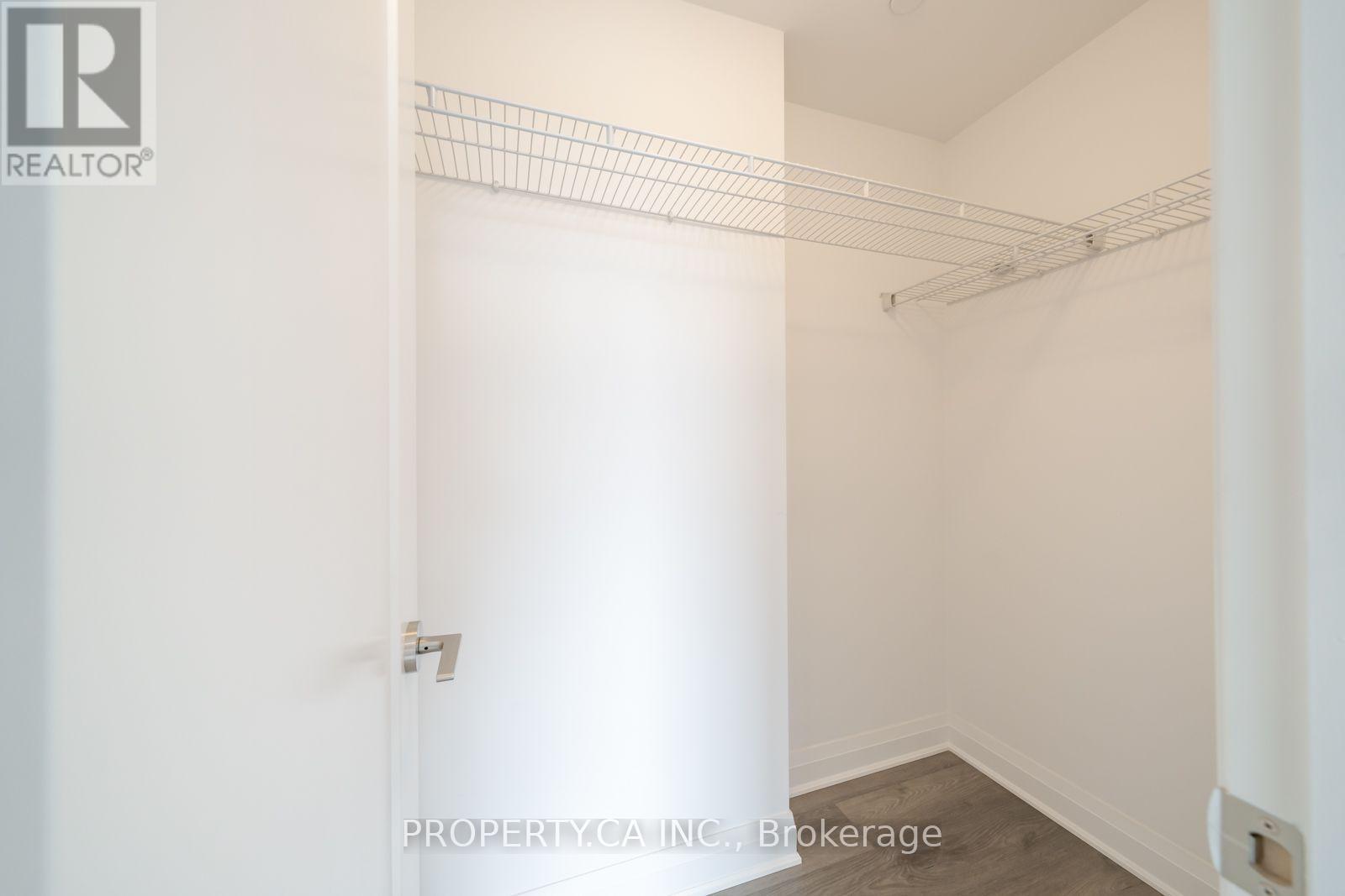 308 - 3220 Sheppard Avenue E Property Photo 14