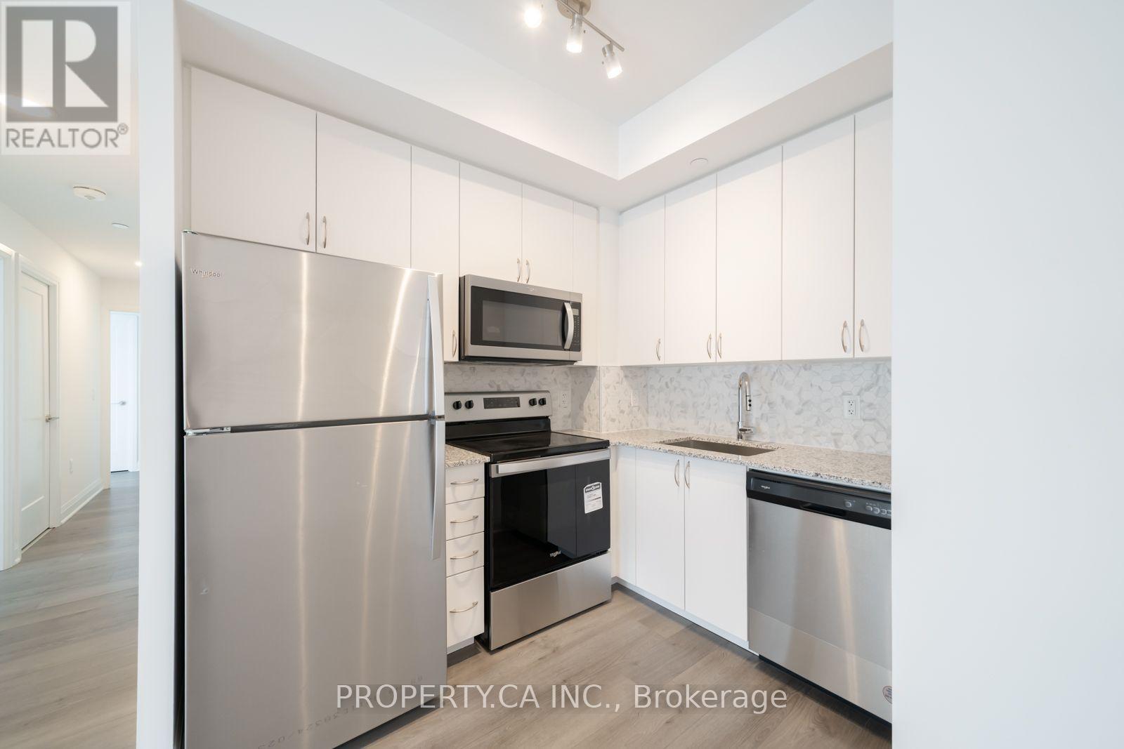 308 - 3220 Sheppard Avenue E Property Photo 24
