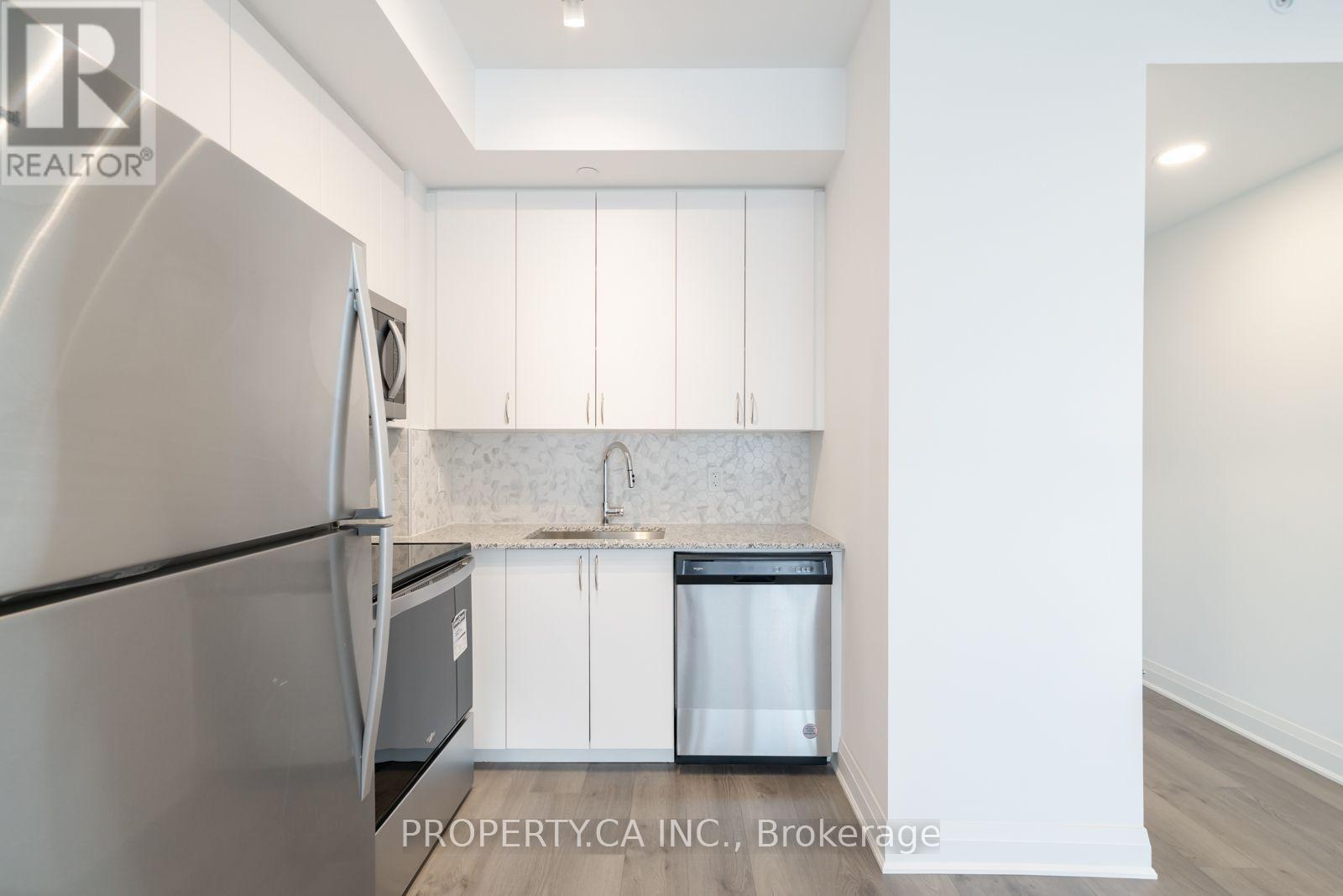308 - 3220 Sheppard Avenue E Property Photo 25