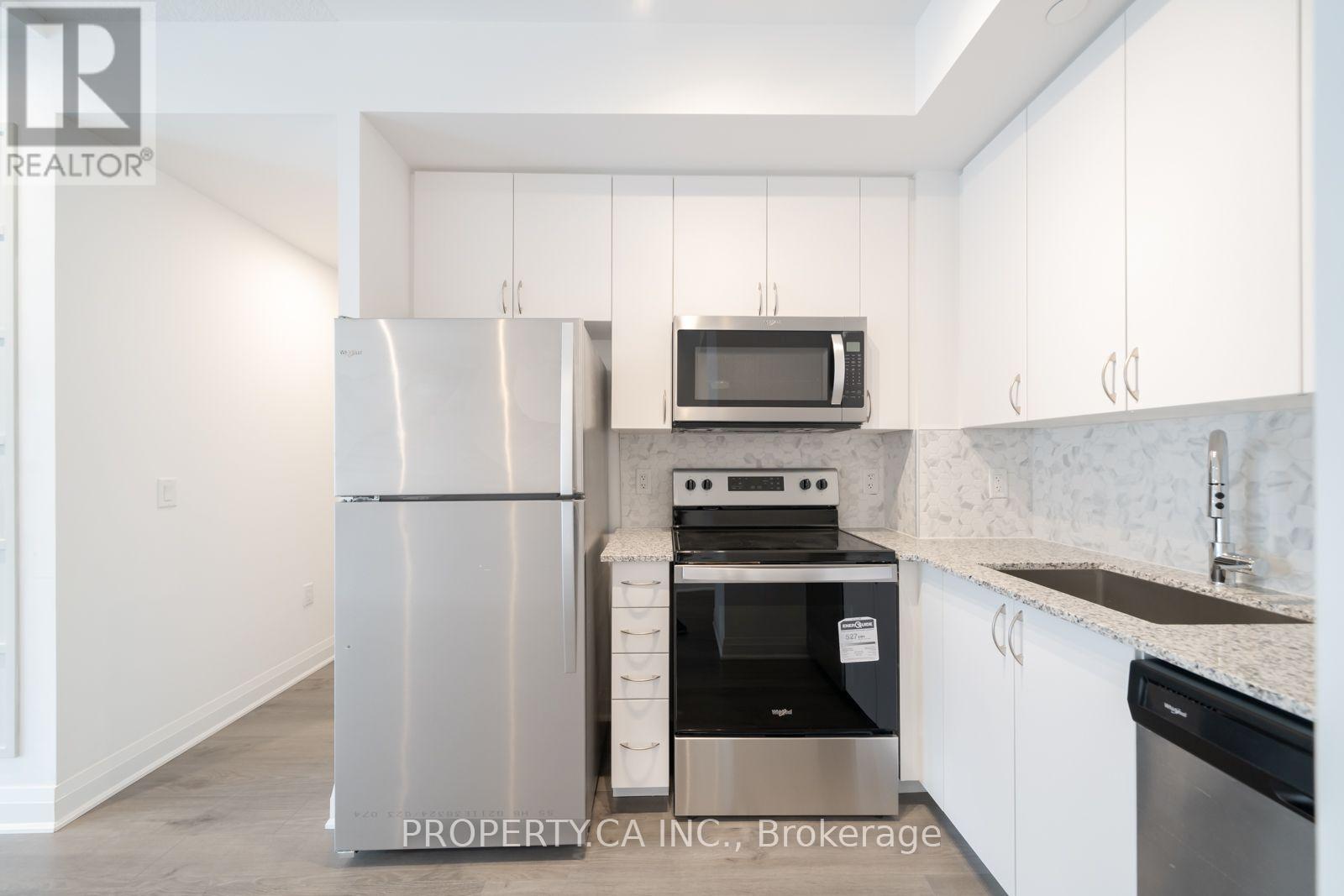 308 - 3220 Sheppard Avenue E Property Photo 29