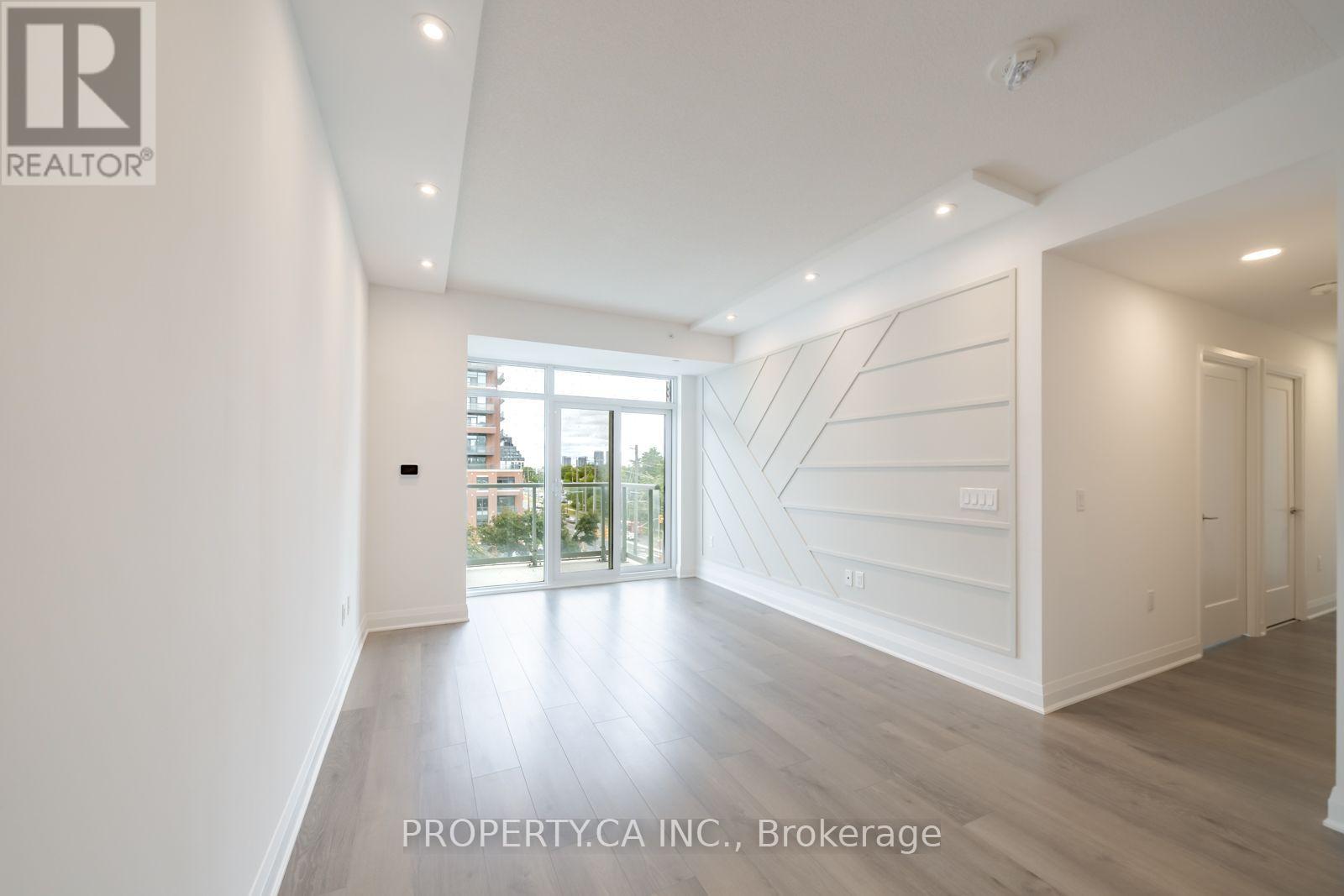 308 - 3220 Sheppard Avenue E Property Photo 32