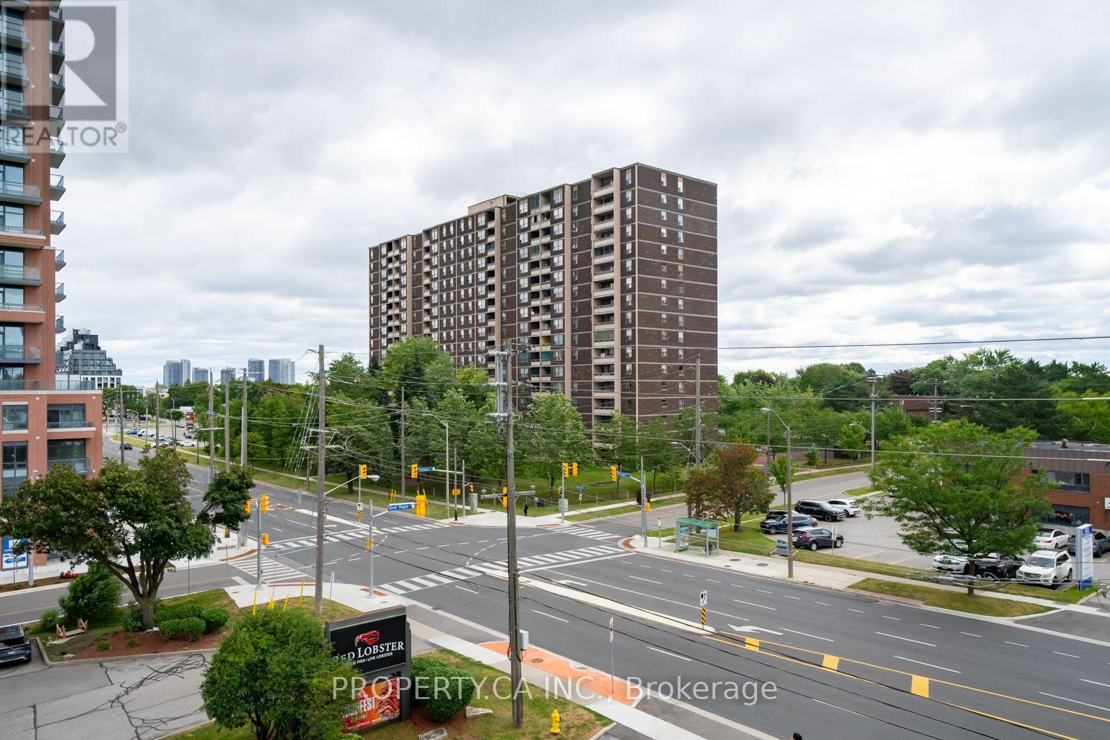 308 - 3220 Sheppard Avenue E Property Photo 37
