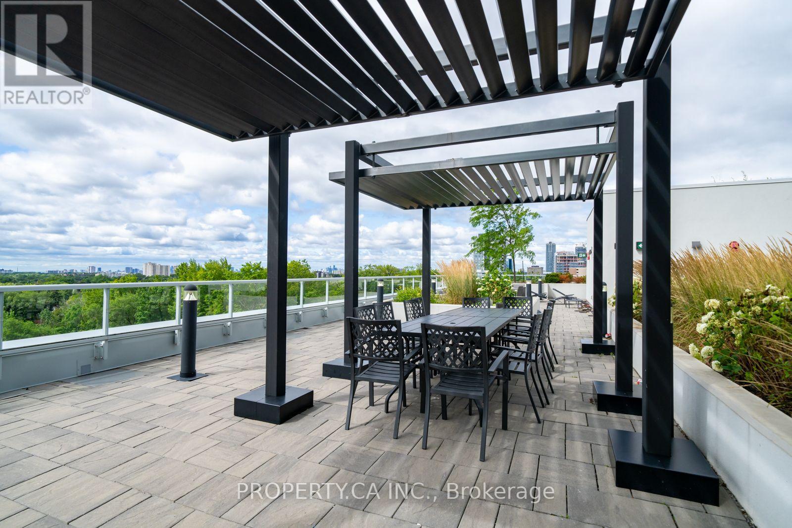 308 - 3220 Sheppard Avenue E Property Photo 40