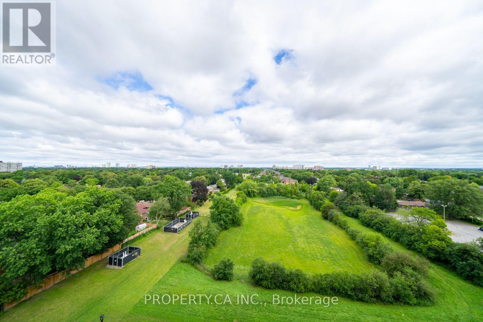 308 - 3220 Sheppard Avenue E Property Photo 41