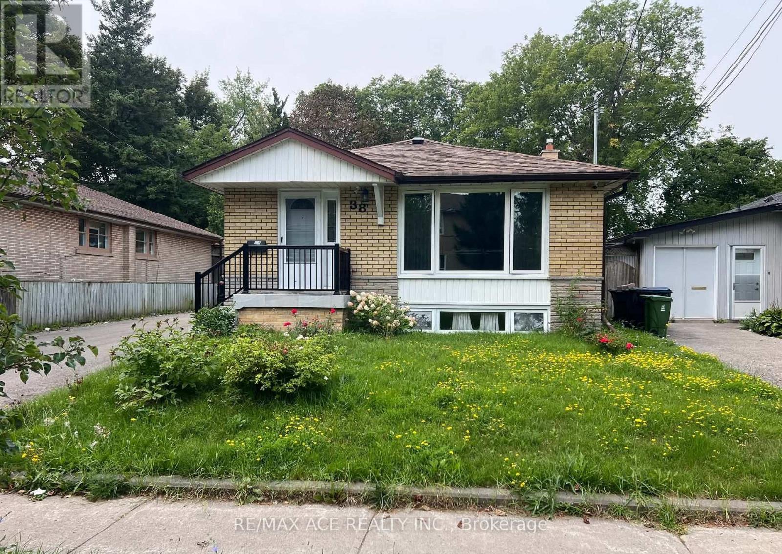 Bsmt - 38 Celeste Drive Property Photo 1