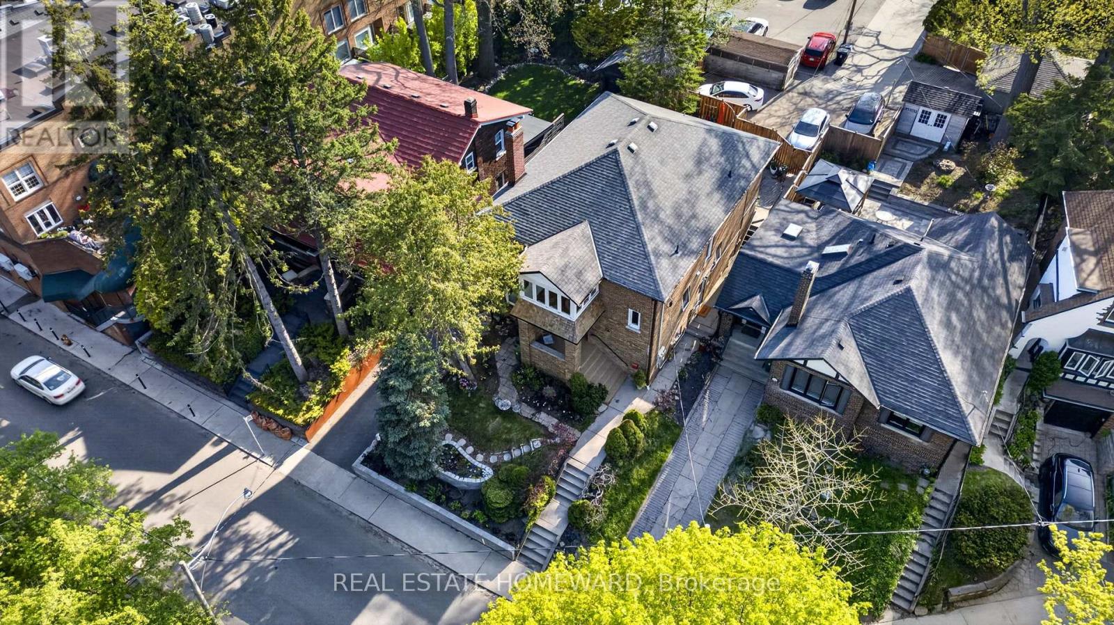 128 GLEN MANOR DRIVE Property Photo 1