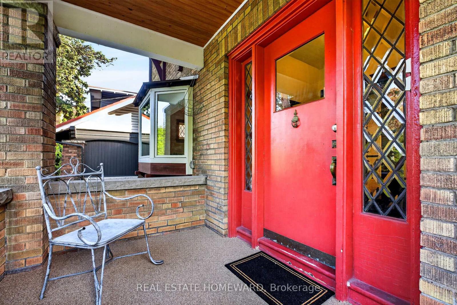 128 Glen Manor Drive Property Photo 7