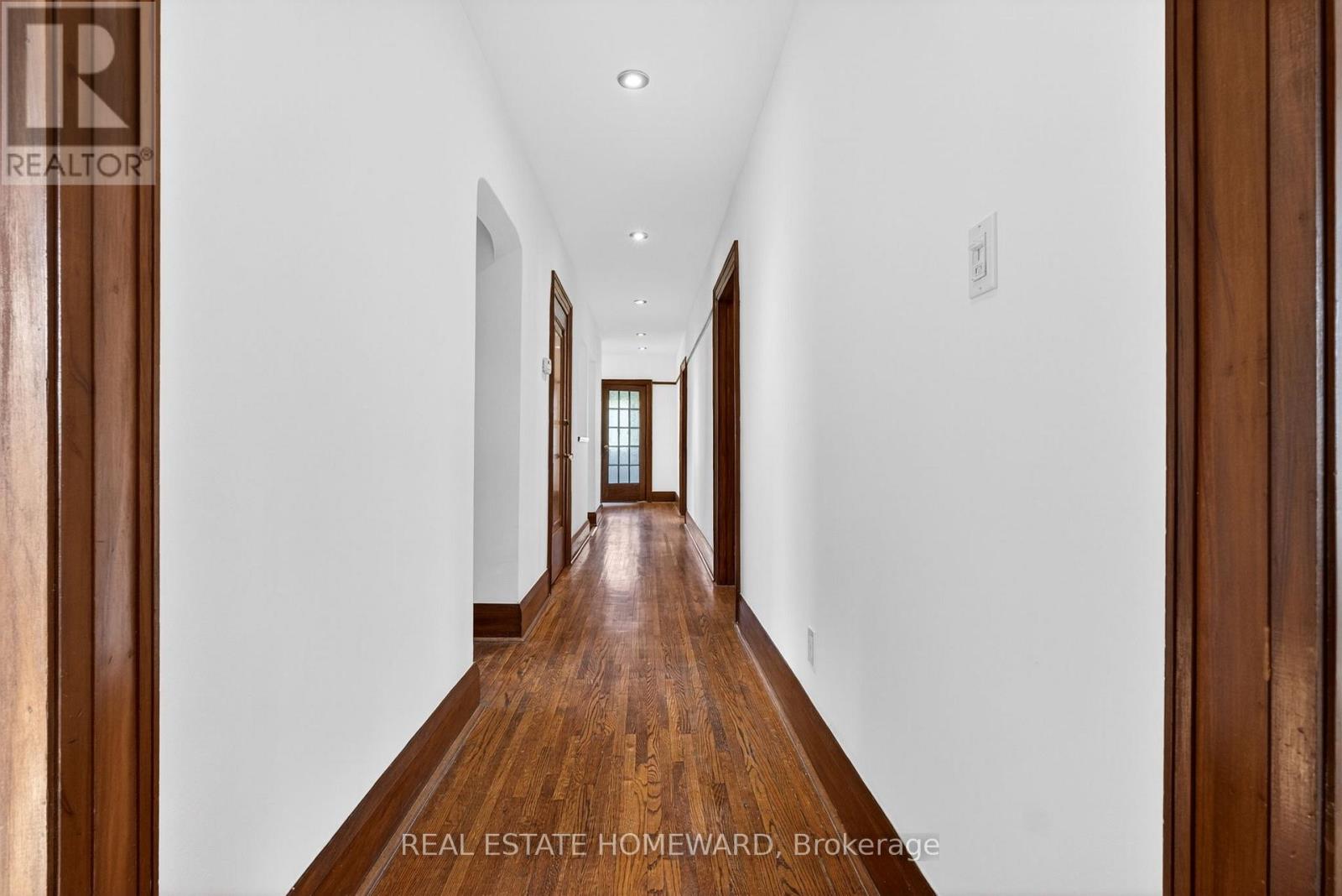 128 Glen Manor Drive Property Photo 22