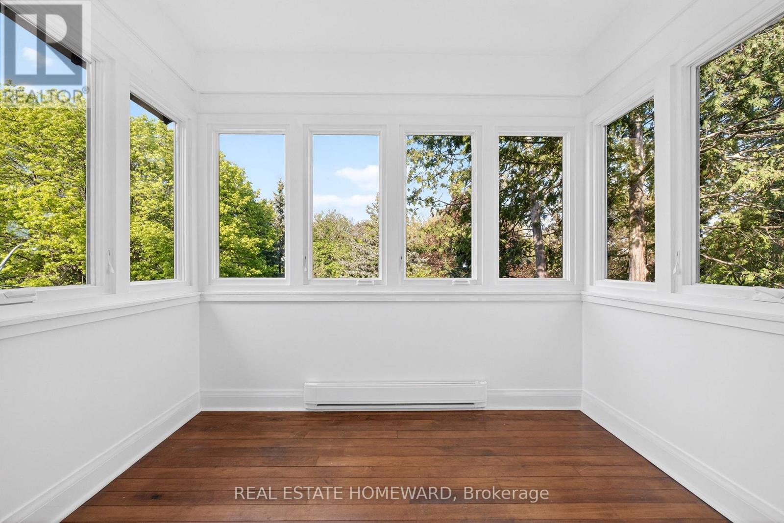128 Glen Manor Drive Property Photo 23