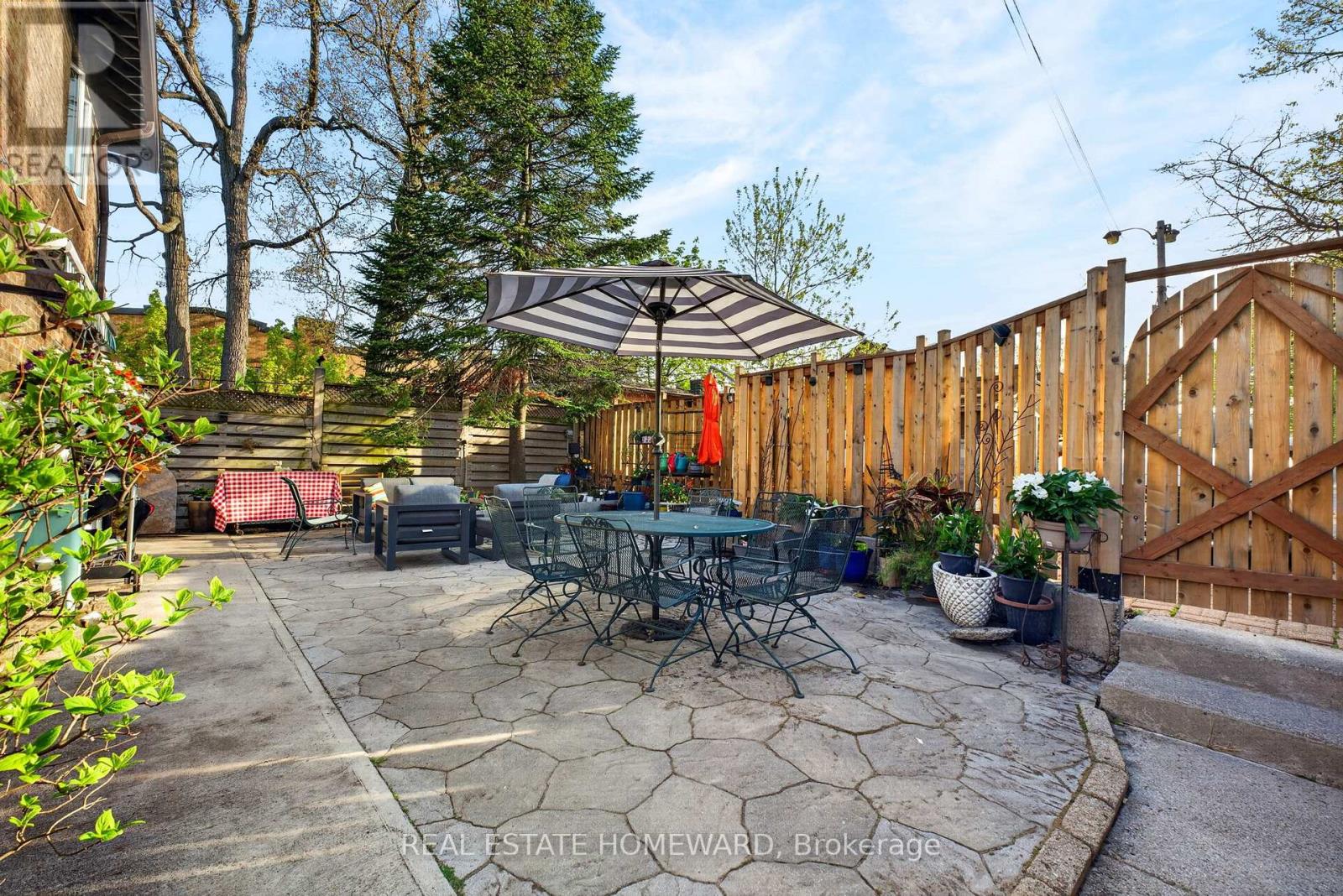128 Glen Manor Drive Property Photo 37