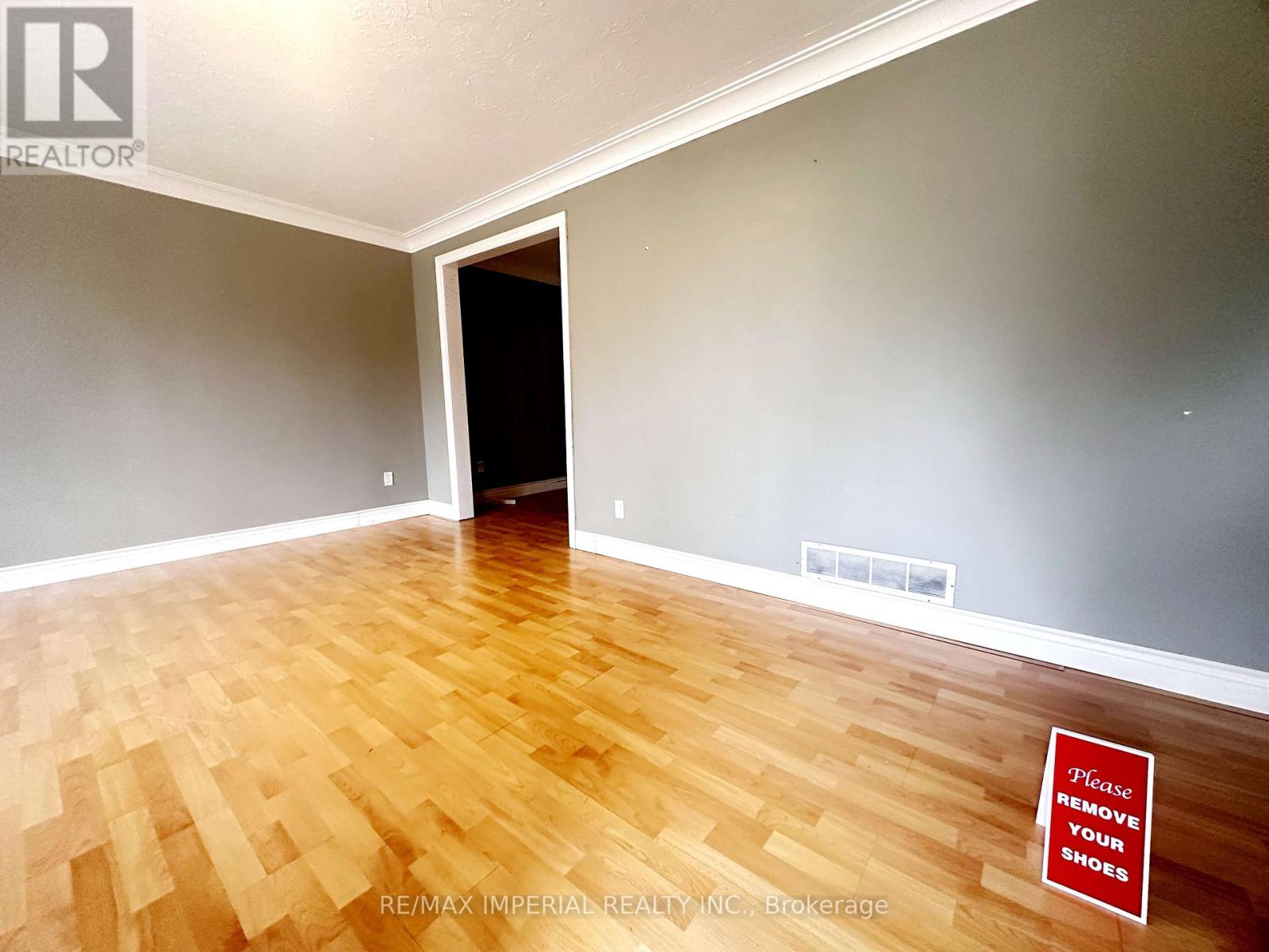 1765 Appleview Road Property Photo 2