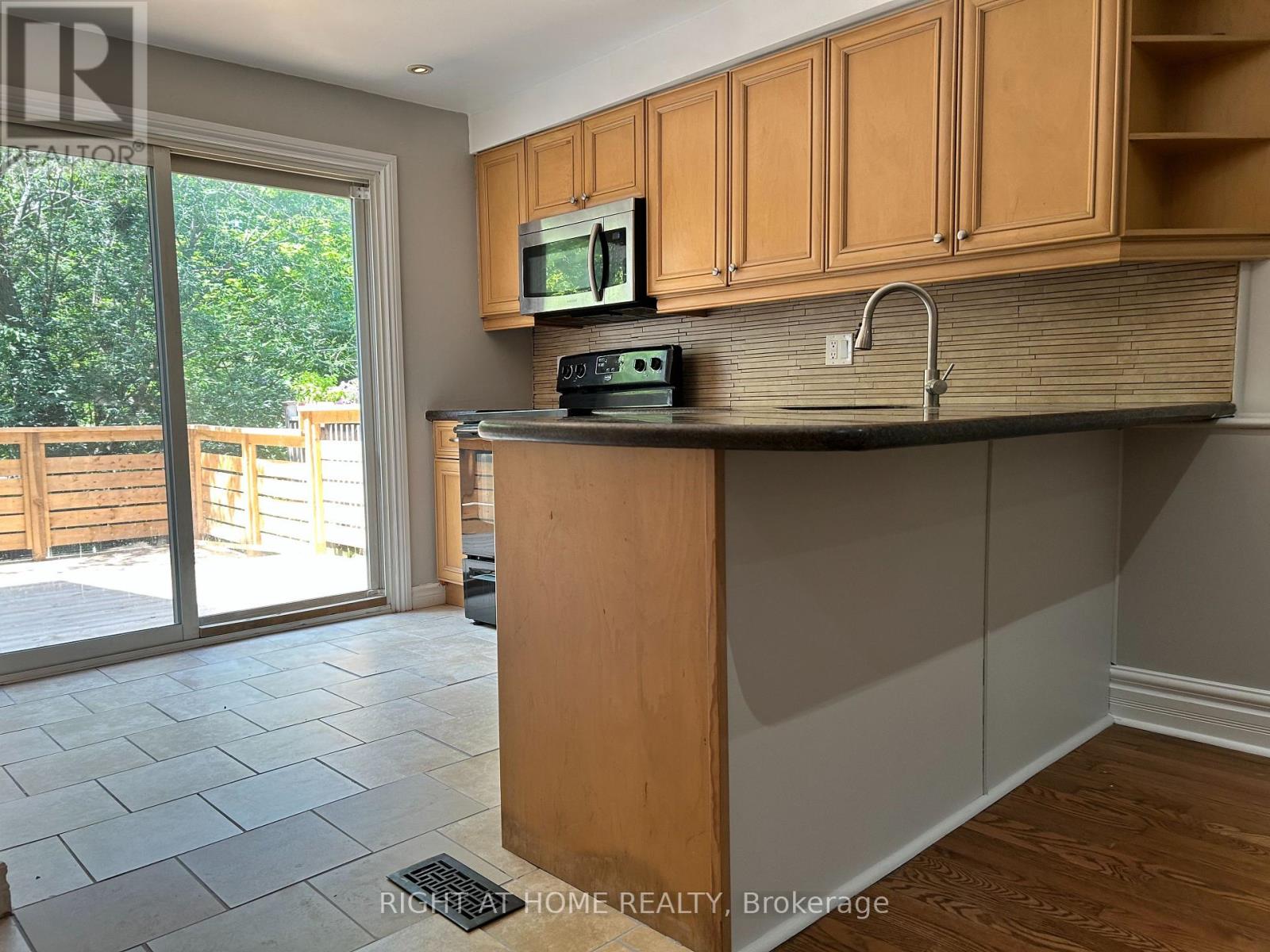 280 Kenilworth Avenue Property Photo 15