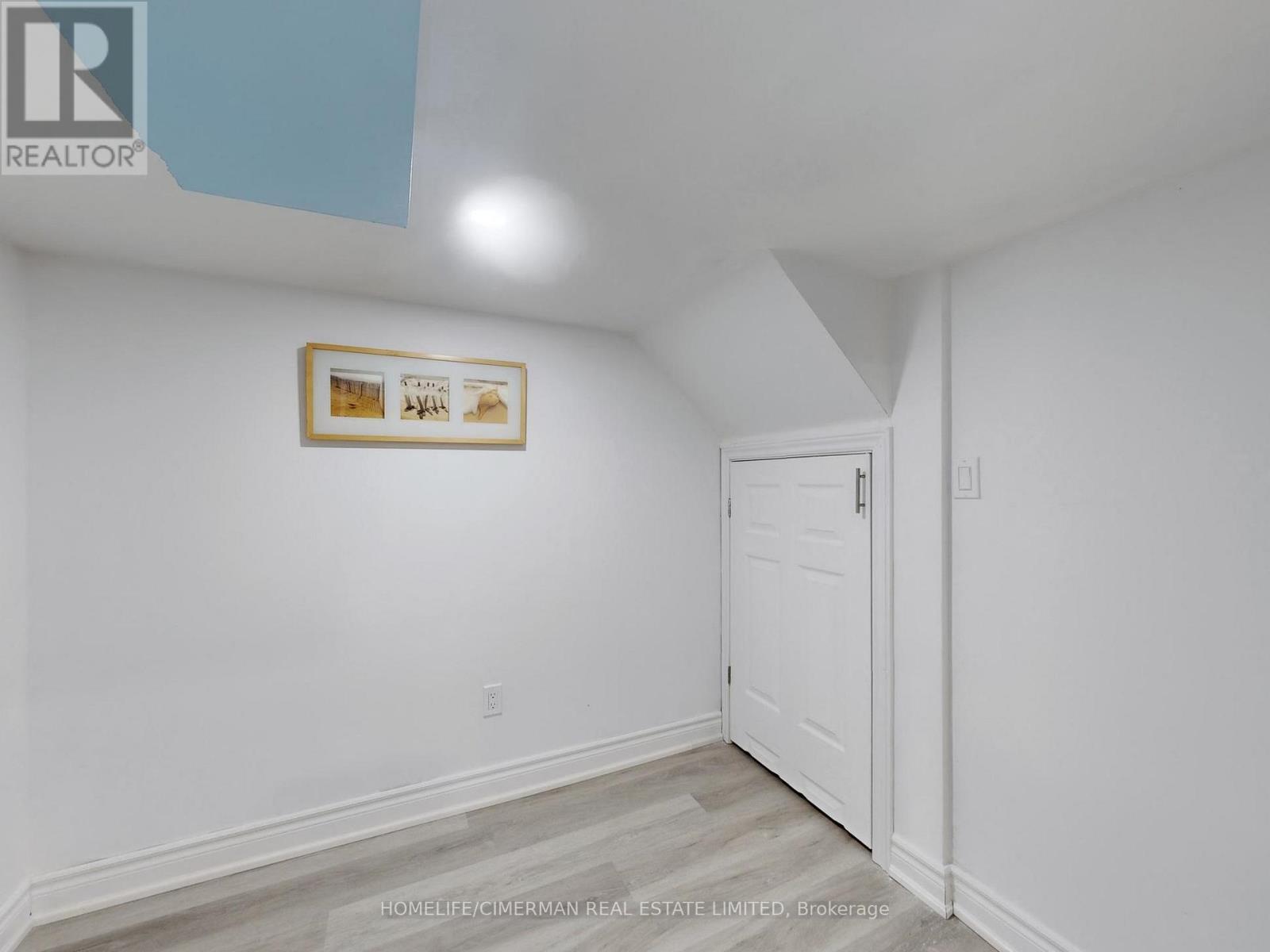 16 Morningstar Avenue Property Photo 36