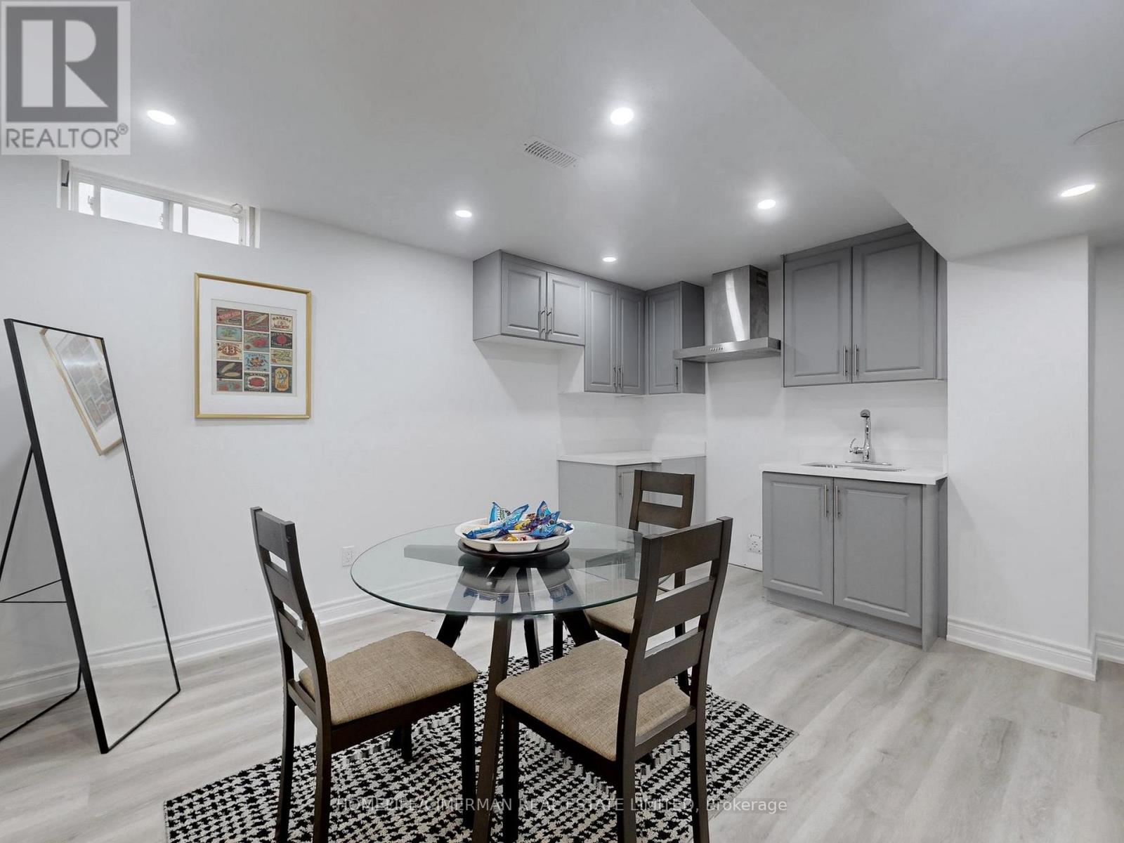 16 Morningstar Avenue Property Photo 37