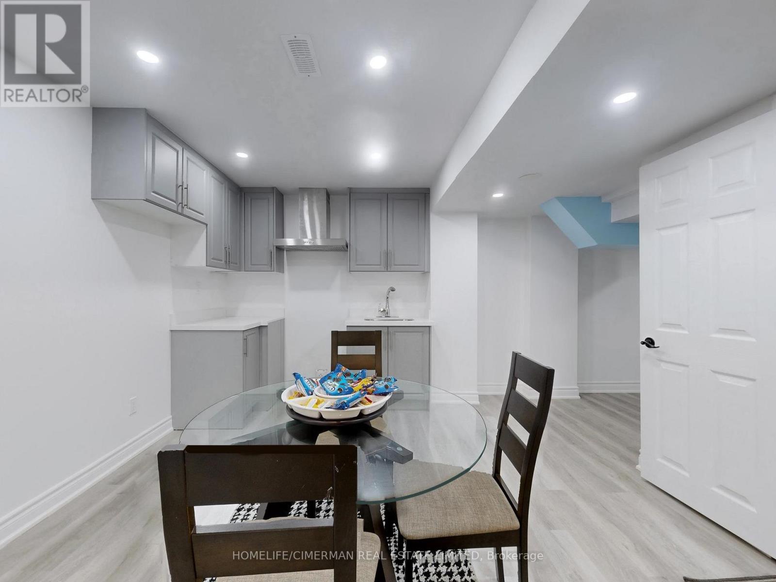 16 Morningstar Avenue Property Photo 40