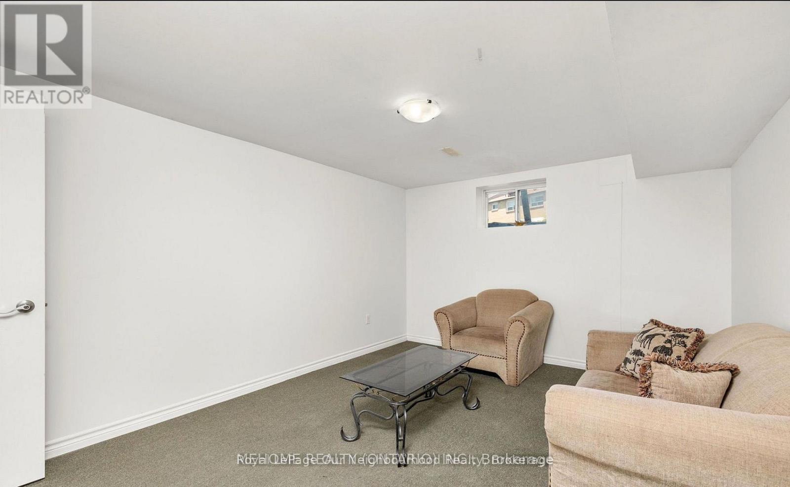 Bsmt 2 - 14 Tarsus Crescent Property Photo 7