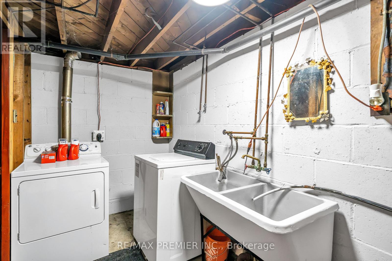 116 Duke Street Property Photo 14