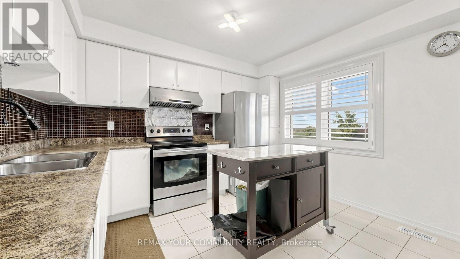 936 Audley Road Property Photo 13