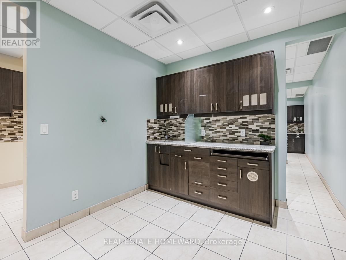 2438 Danforth Avenue Property Photo 15