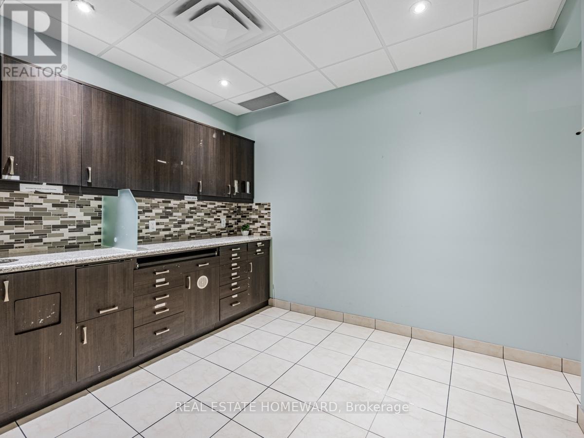 2438 Danforth Avenue Property Photo 16