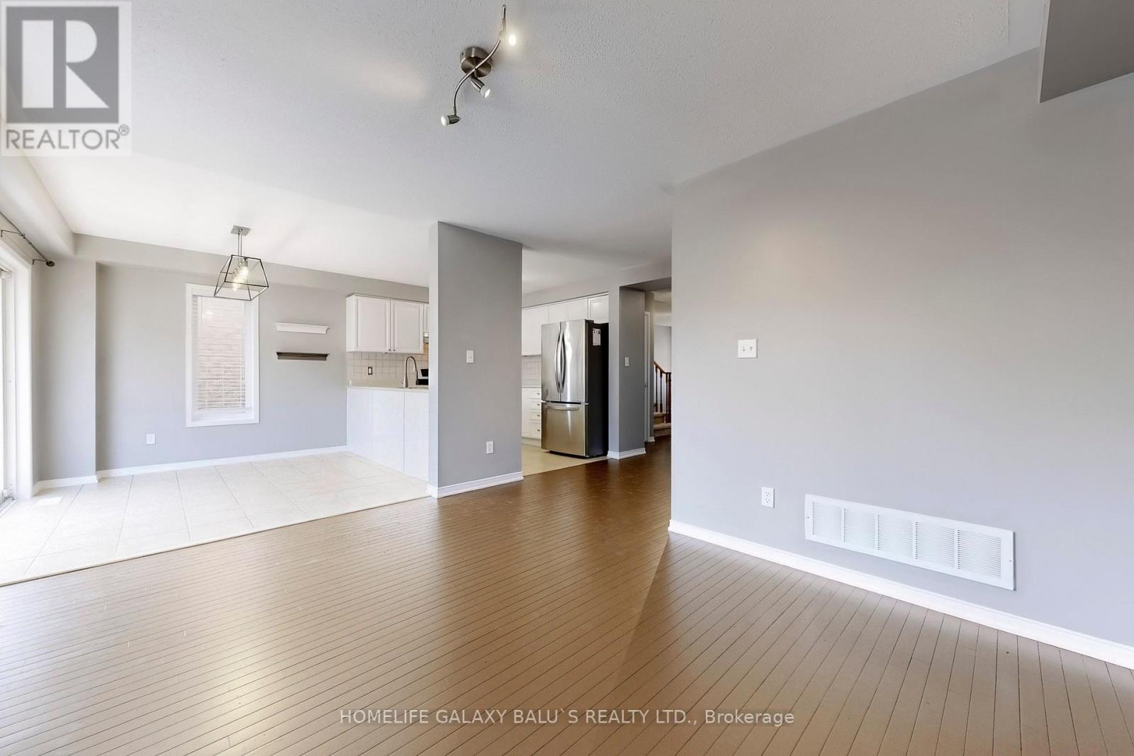 68 Mcnicol Crescent Property Photo 7