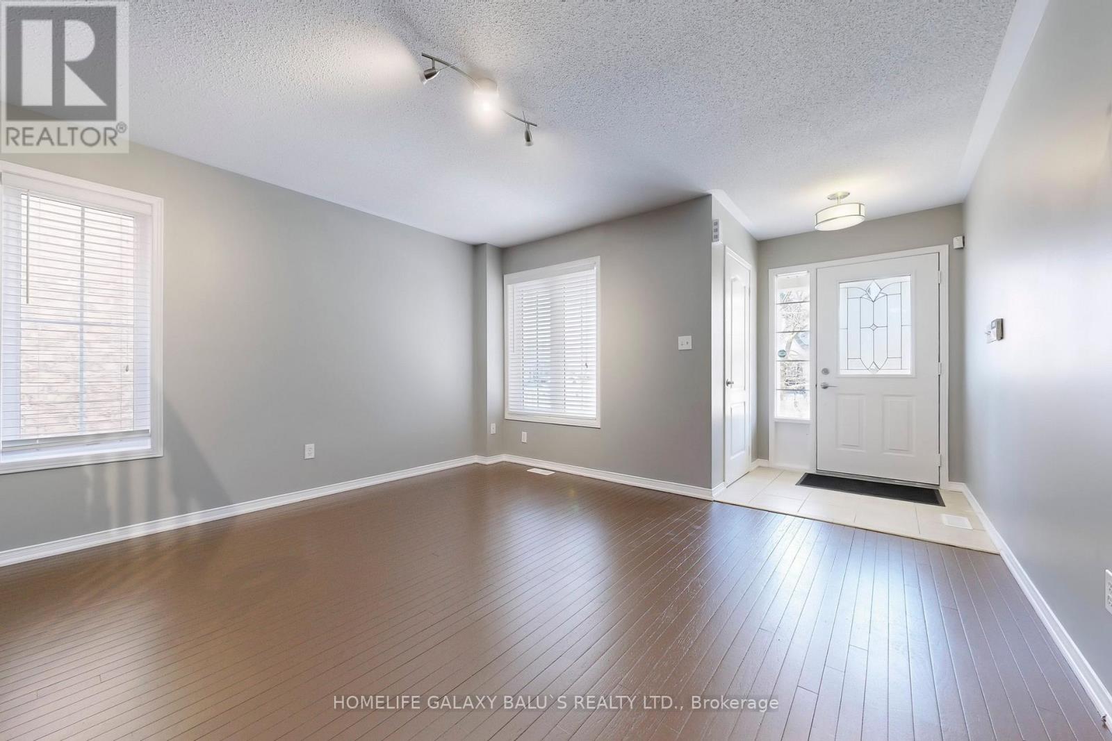 68 Mcnicol Crescent Property Photo 14