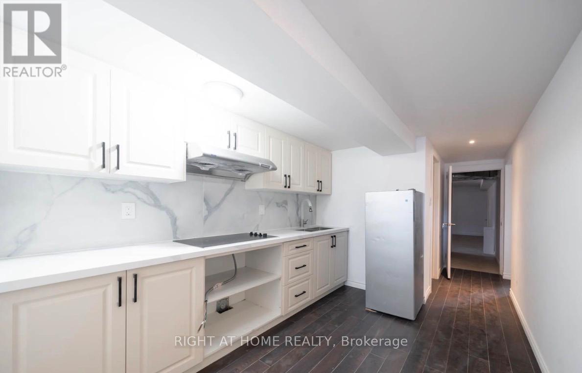 Lower - 46 Shrewsbury Square Property Photo 6