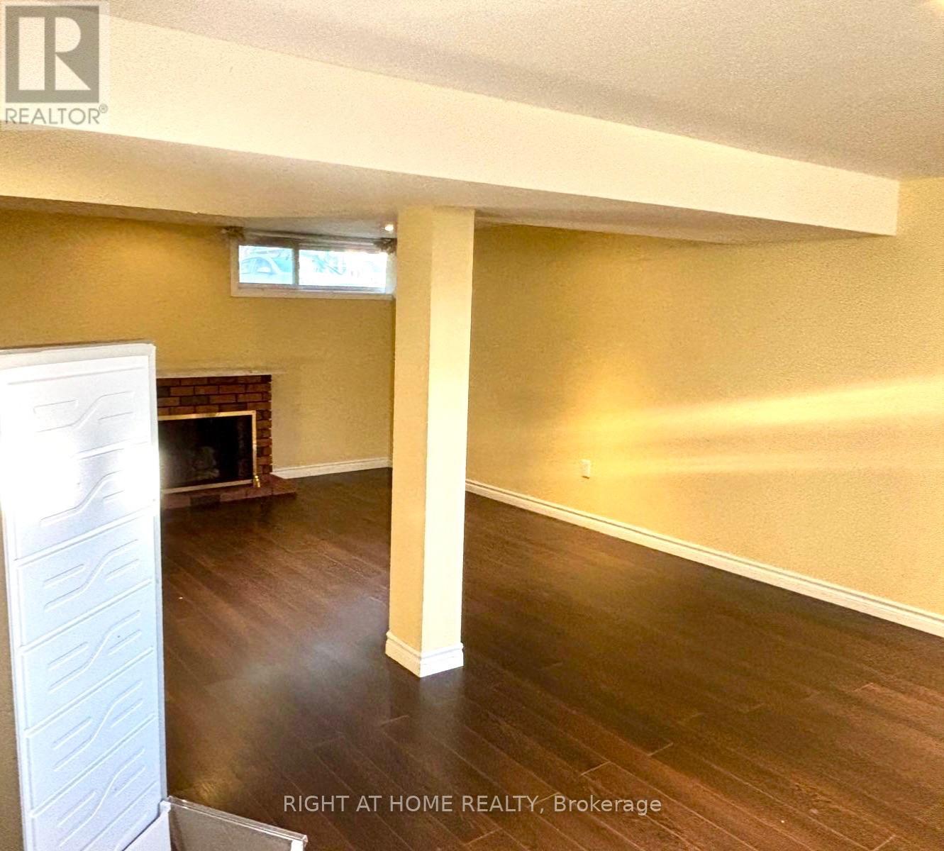 Lower - 46 Shrewsbury Square Property Photo 8