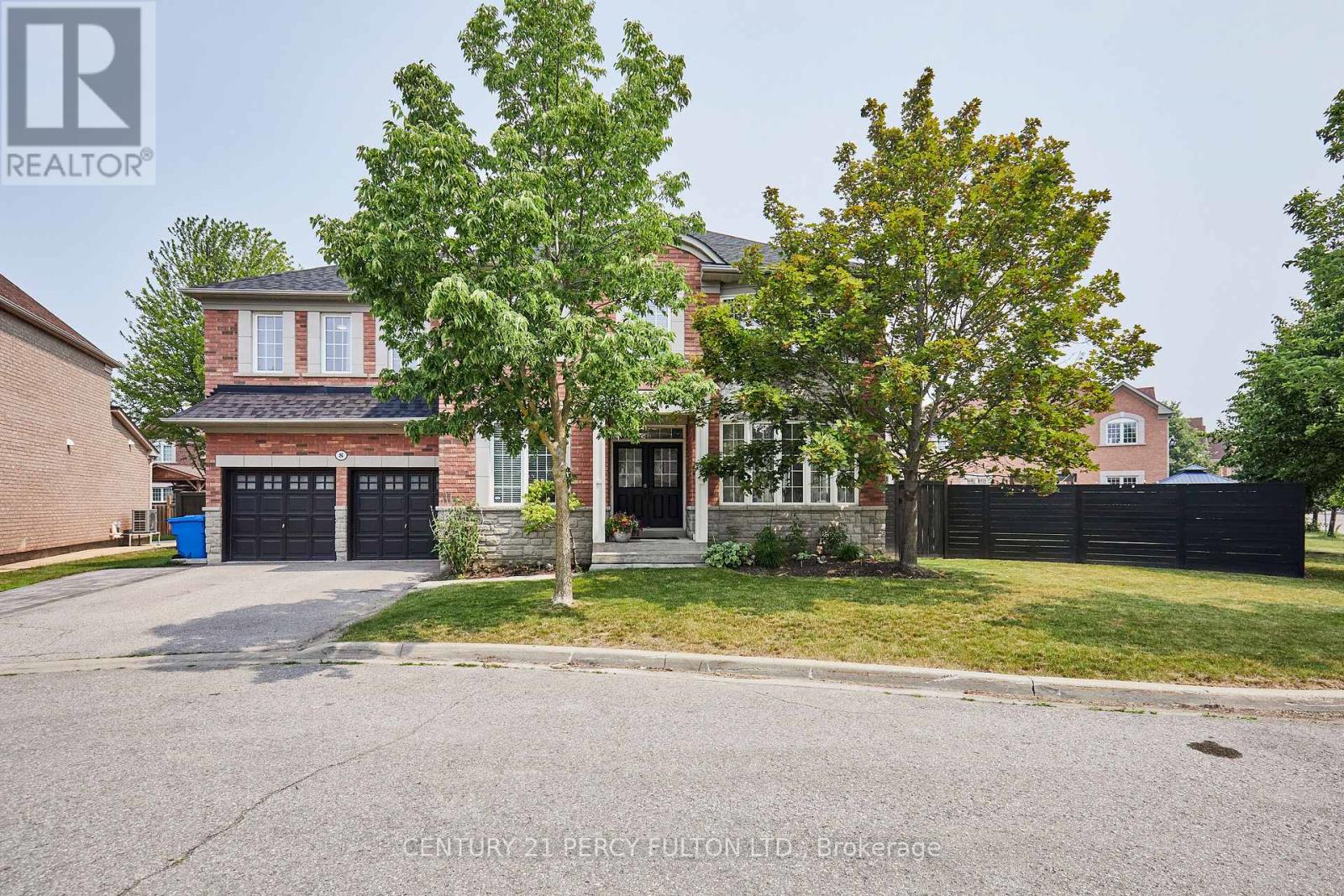 8 MACKELLER COURT