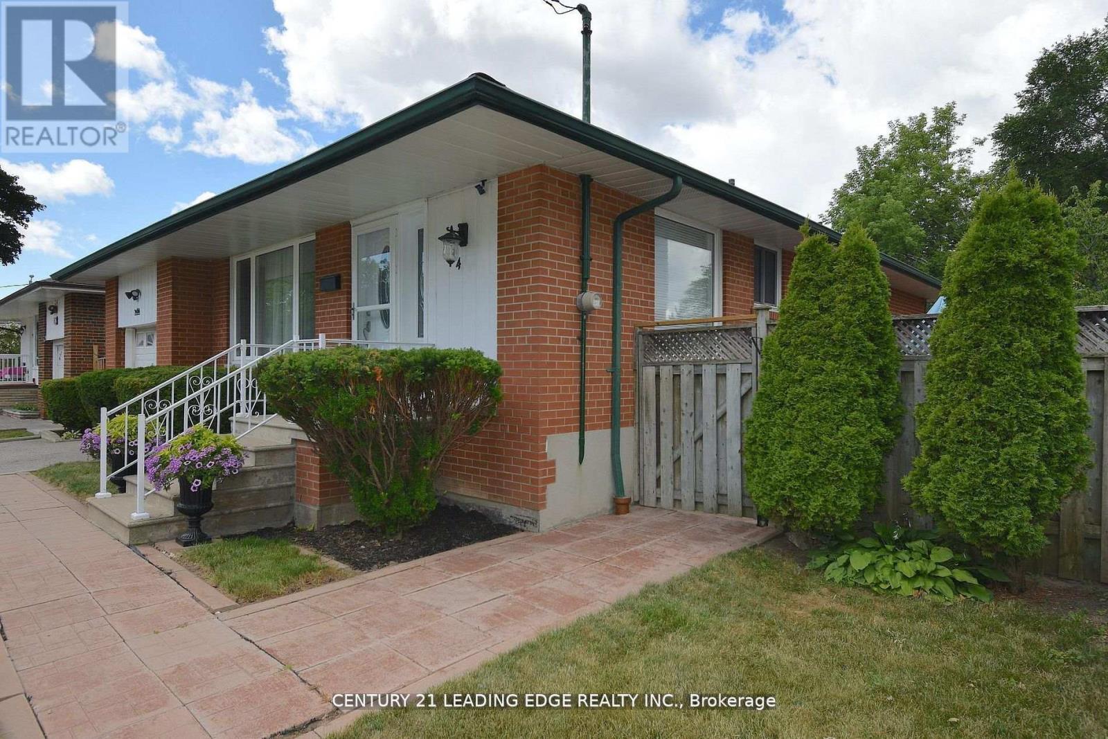 84 Allanford Road Property Photo 1